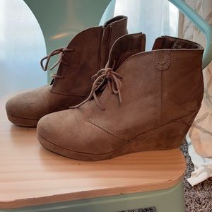Booties worn a few times. Lots of life left!